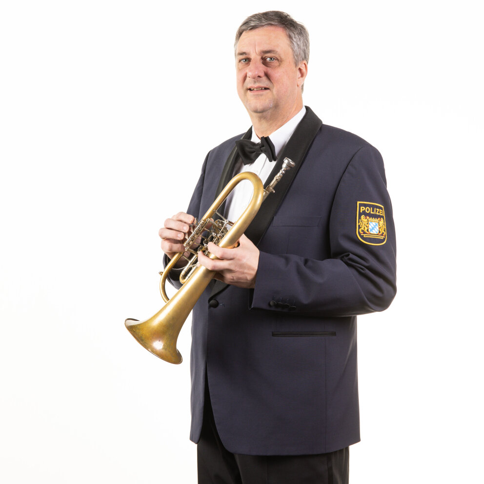 Manfred Hechenblaickner mit Flügelhorn Manfred Hechenblaickner mit Flügelhorn